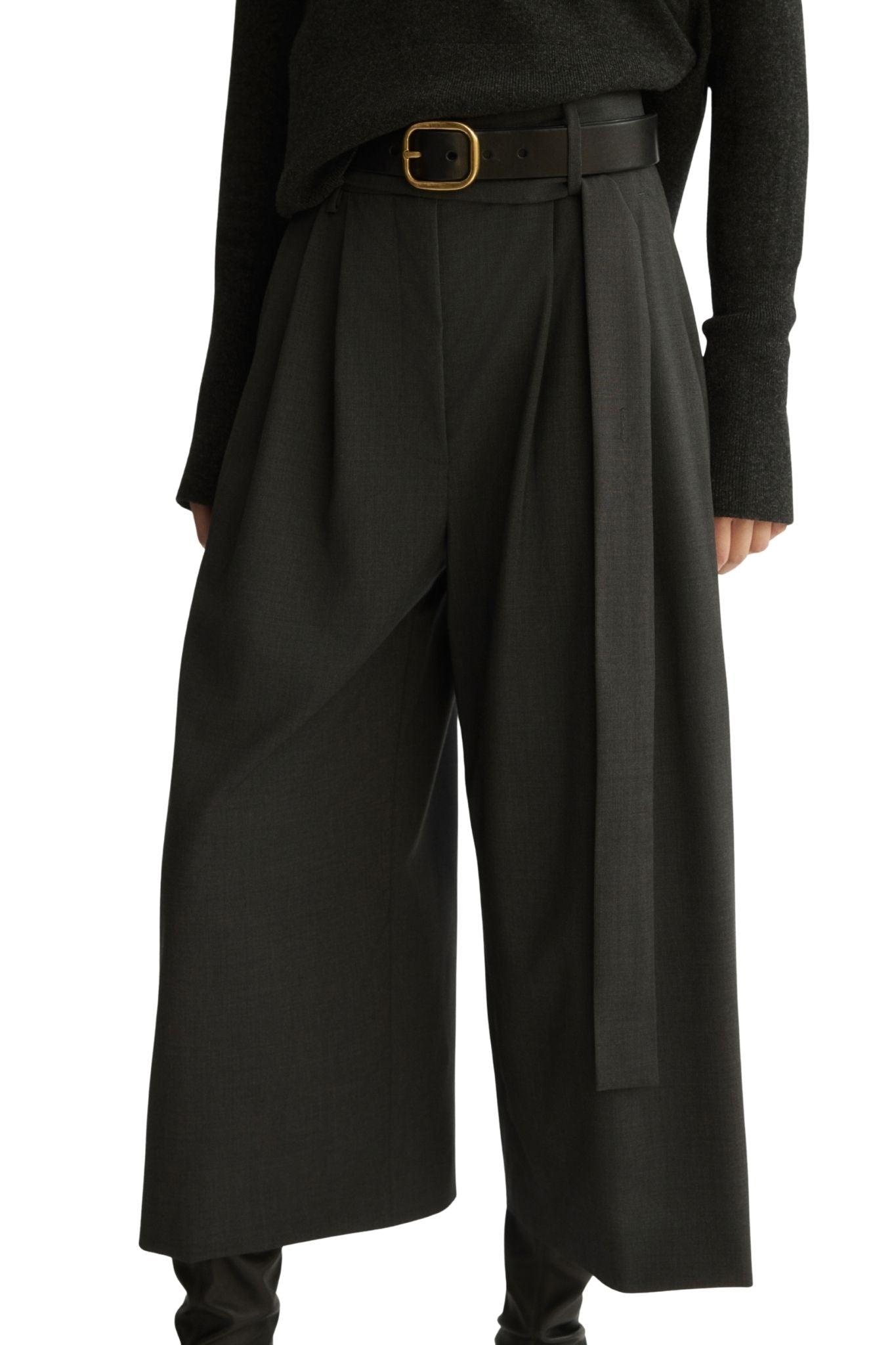 Arlo Mott Reeve Culotte w/ Belt - Vermillion