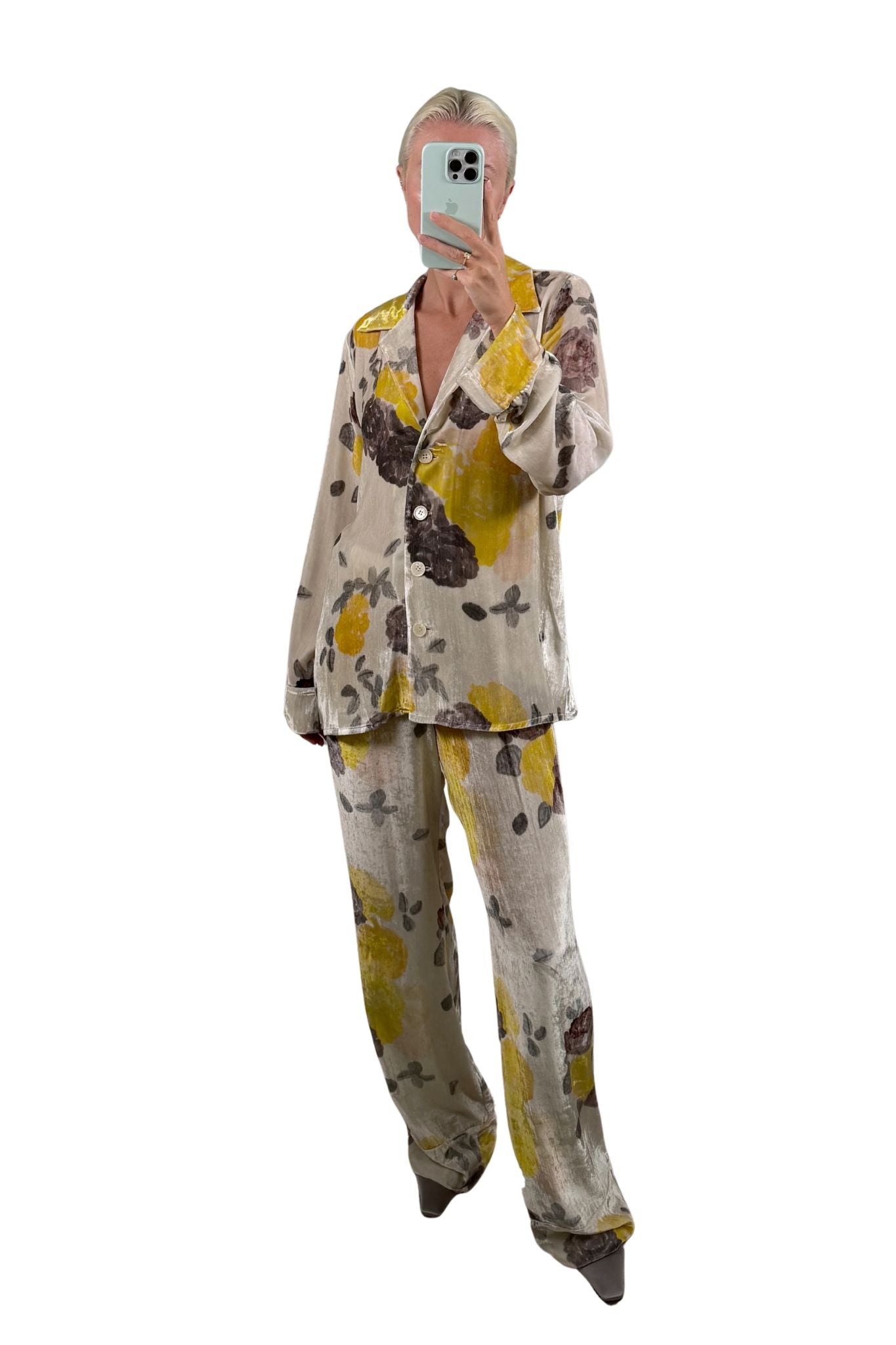 Bernadette Louis Velvet Pyjama Blouse - Vermillion