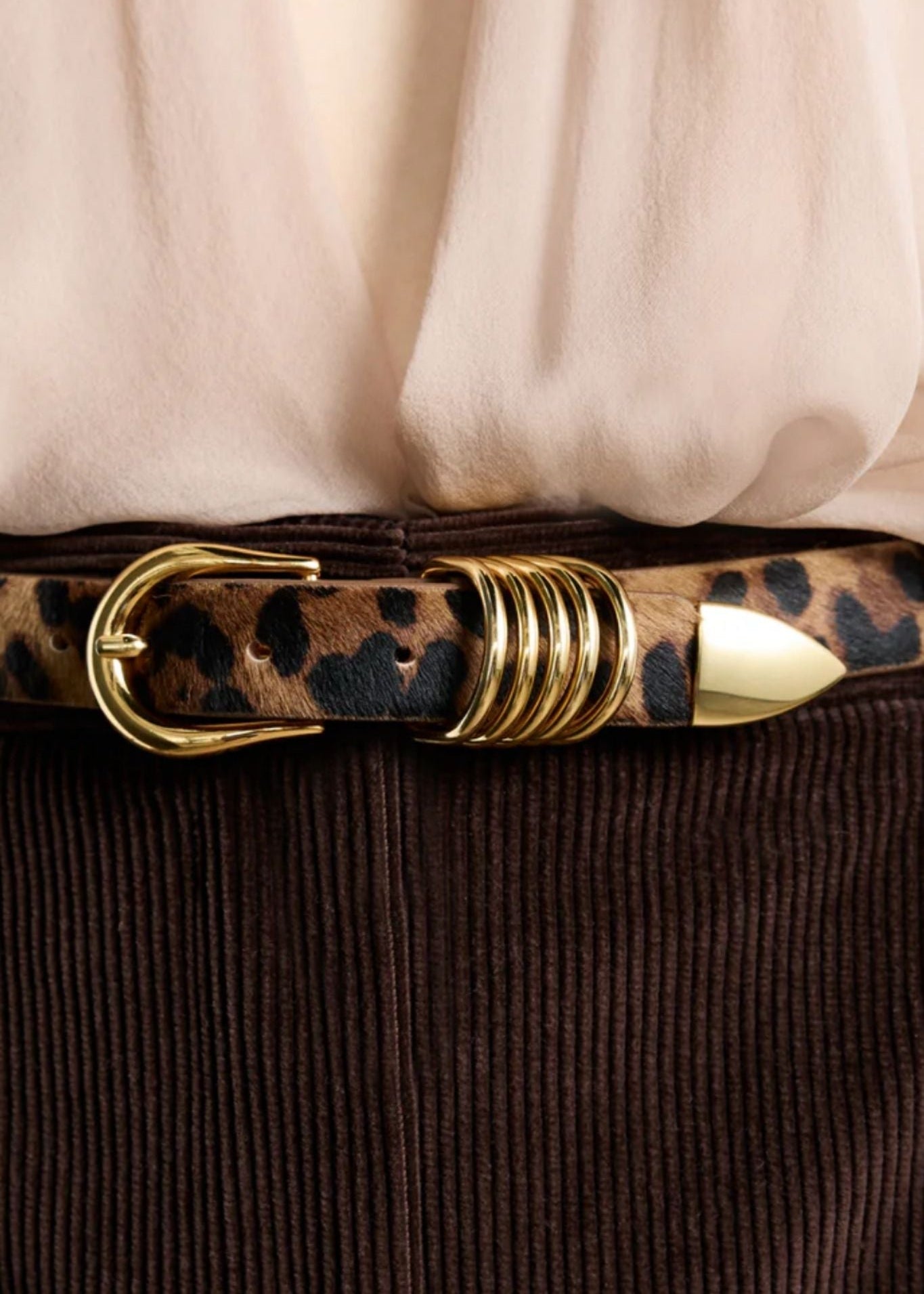 Dehanche Hollyhock Animal Gold - Vermillion