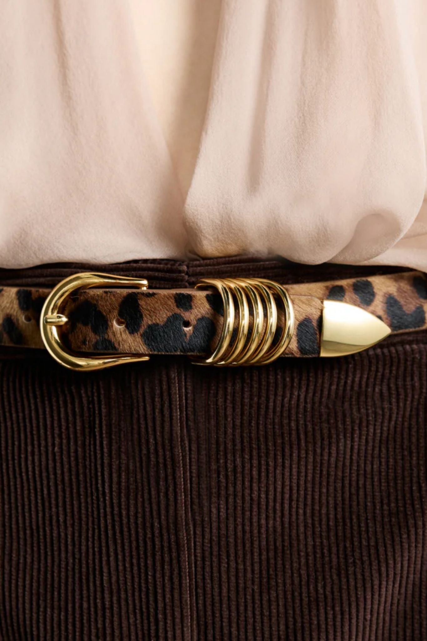 Dehanche Hollyhock Animal Gold - Vermillion