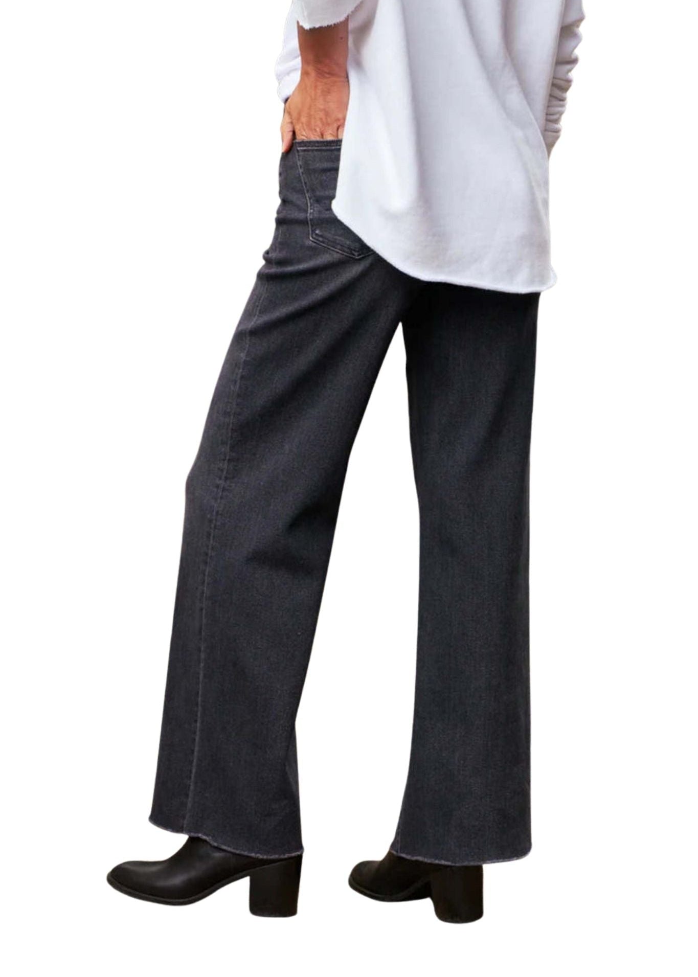 Frank & Eileen Long Gaucho - Vermillion