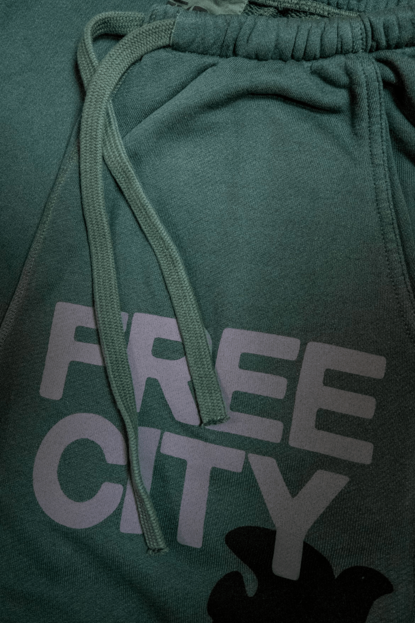 Free City Superfluff Pocket Lux Sweat - Vermillion
