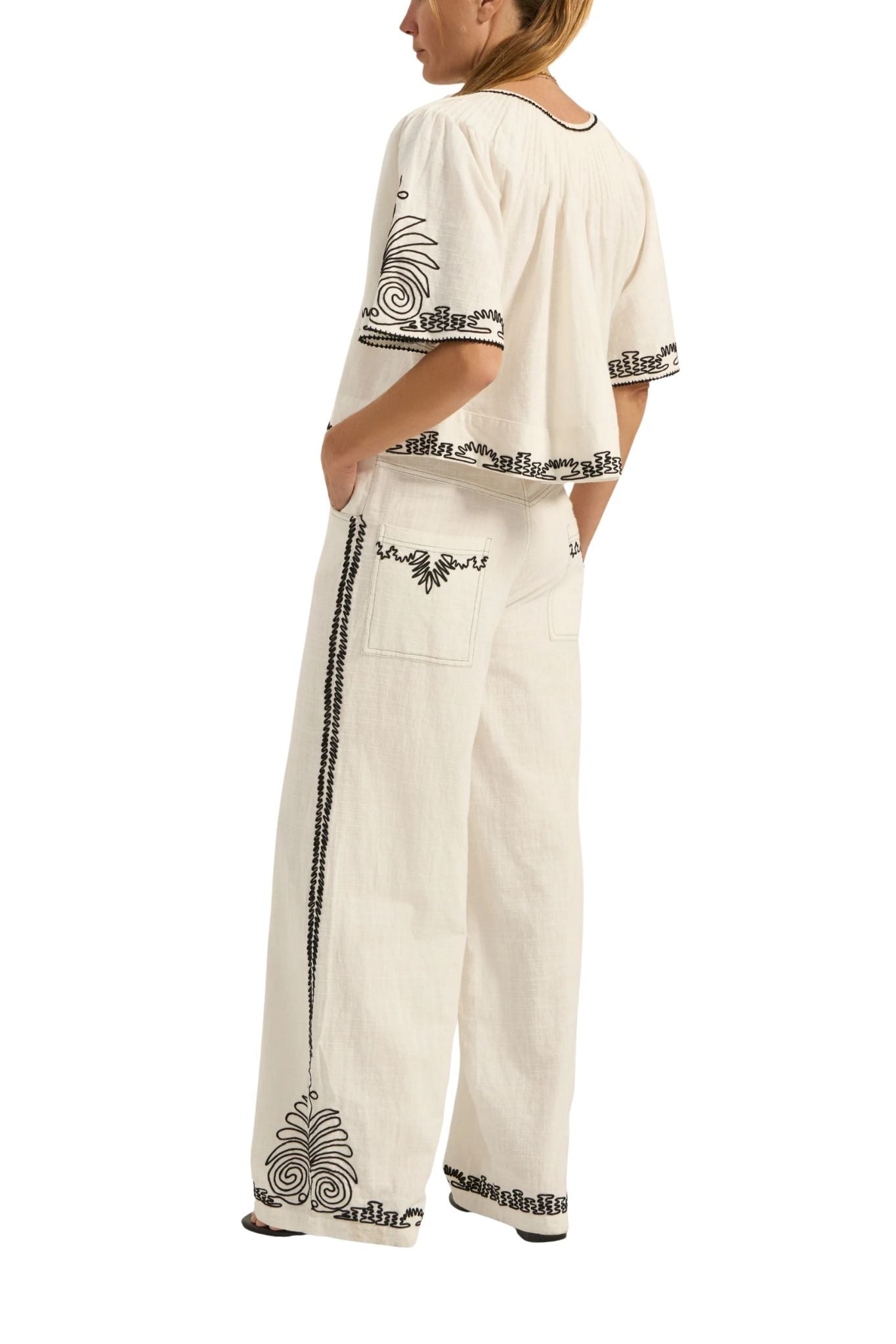 Ilio Nema Calliope Top - Dori Embroidery - Vermillion