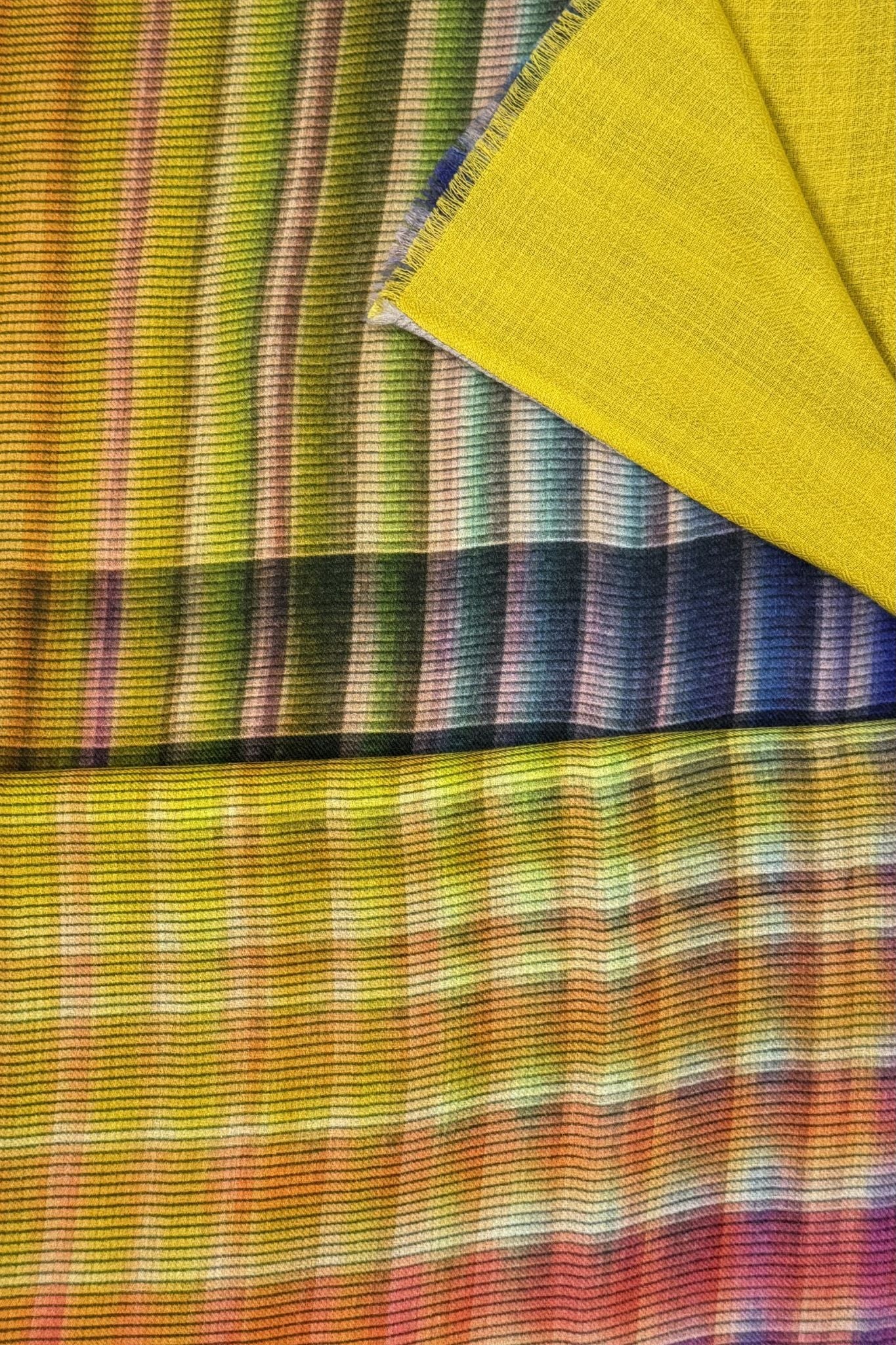 Janavi Color Grid - Vermillion