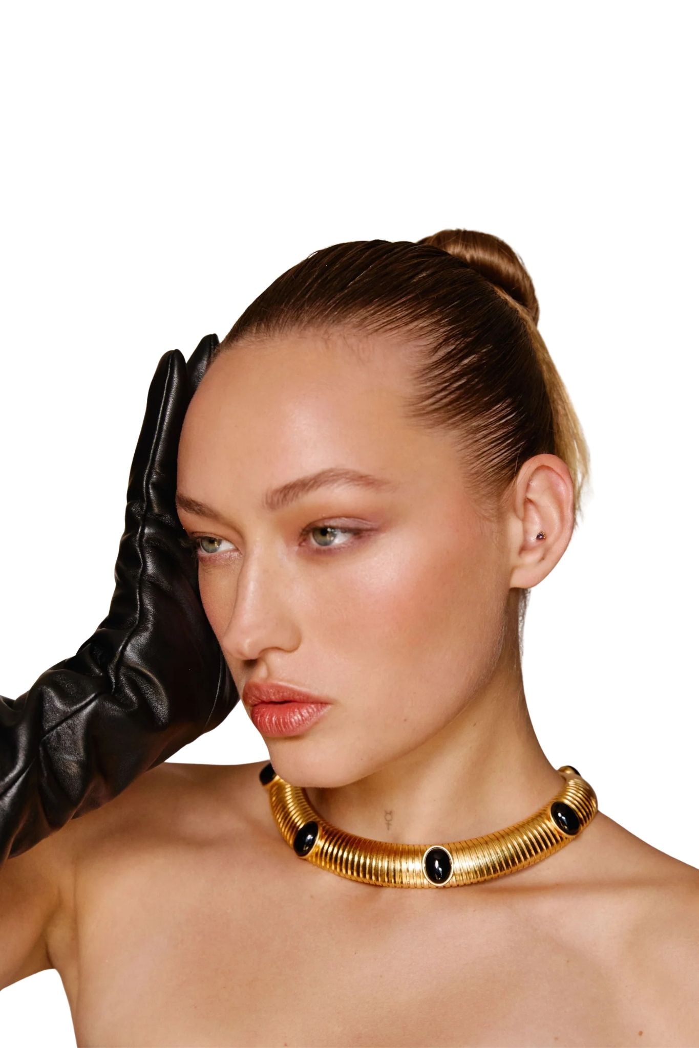 Julietta Celeste Necklace - Vermillion