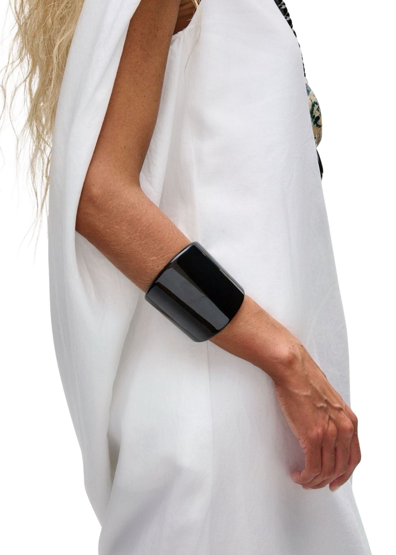 Julietta Elsa Cuff - Vermillion