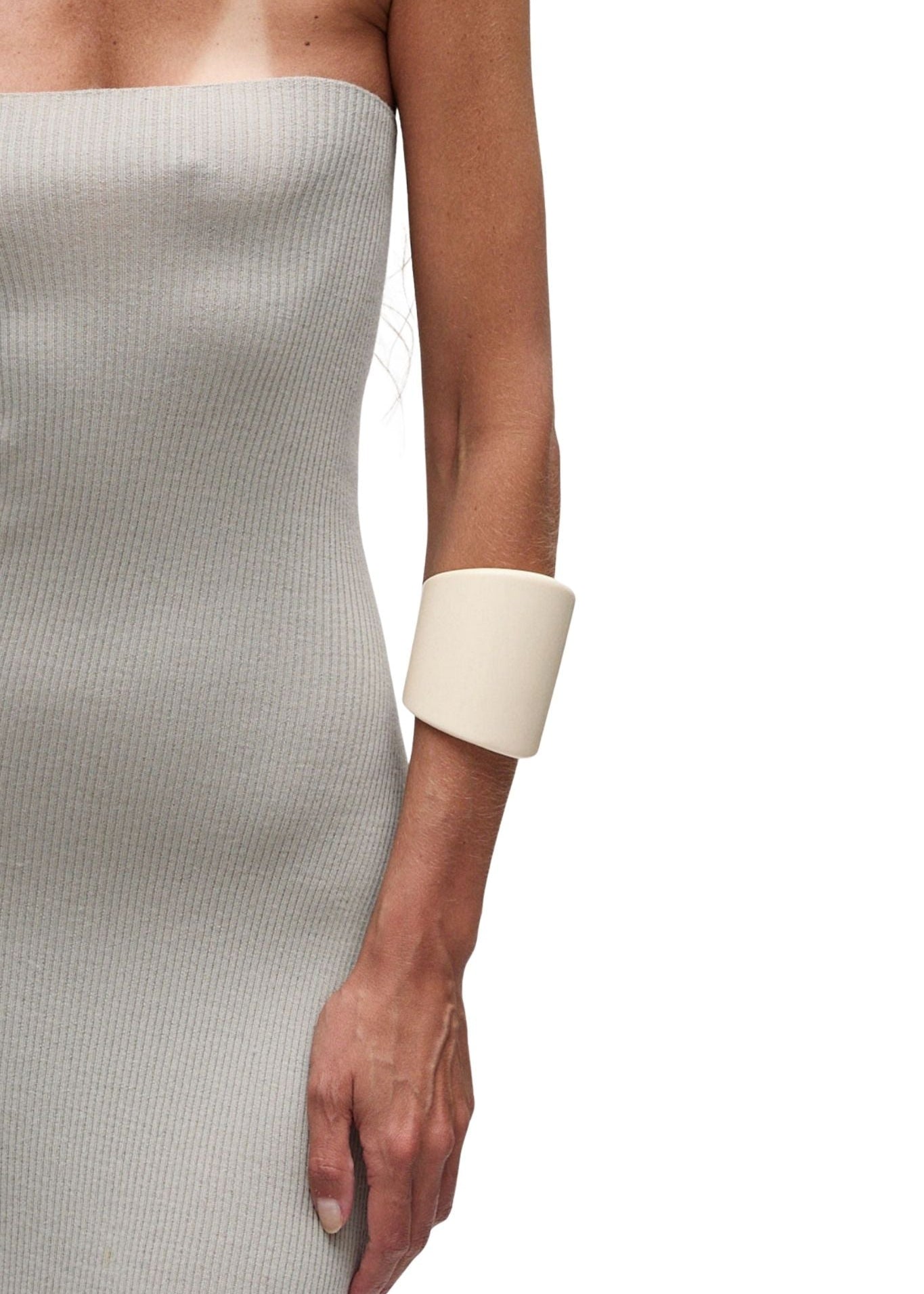 Julietta Elsa Cuff - Vermillion