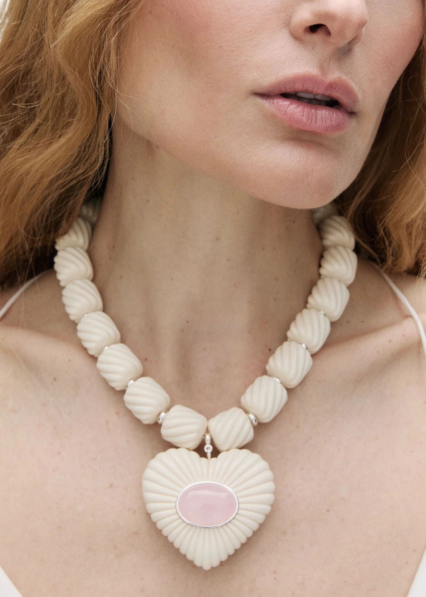 Julietta Lira Necklace - Vermillion