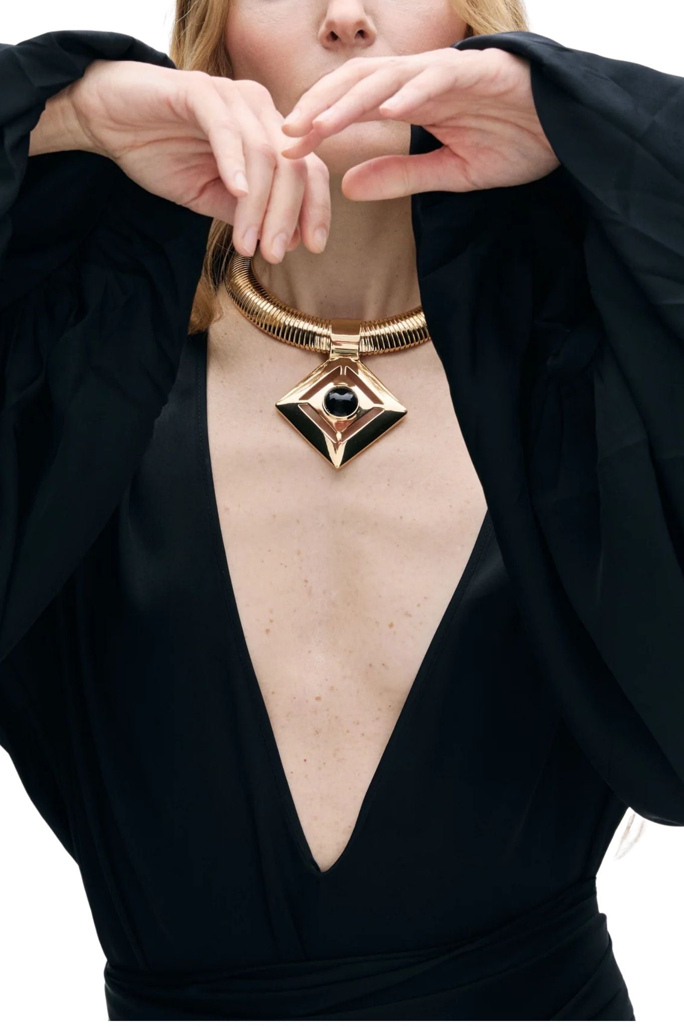 Julietta Nysa Necklace - Vermillion