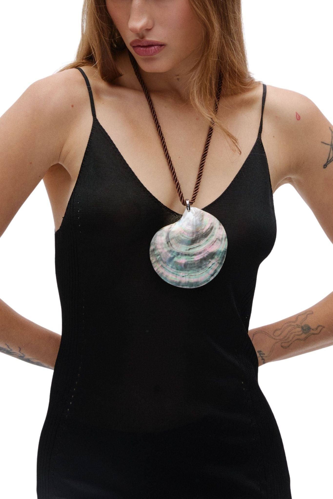 Julietta Shell Necklace - Vermillion