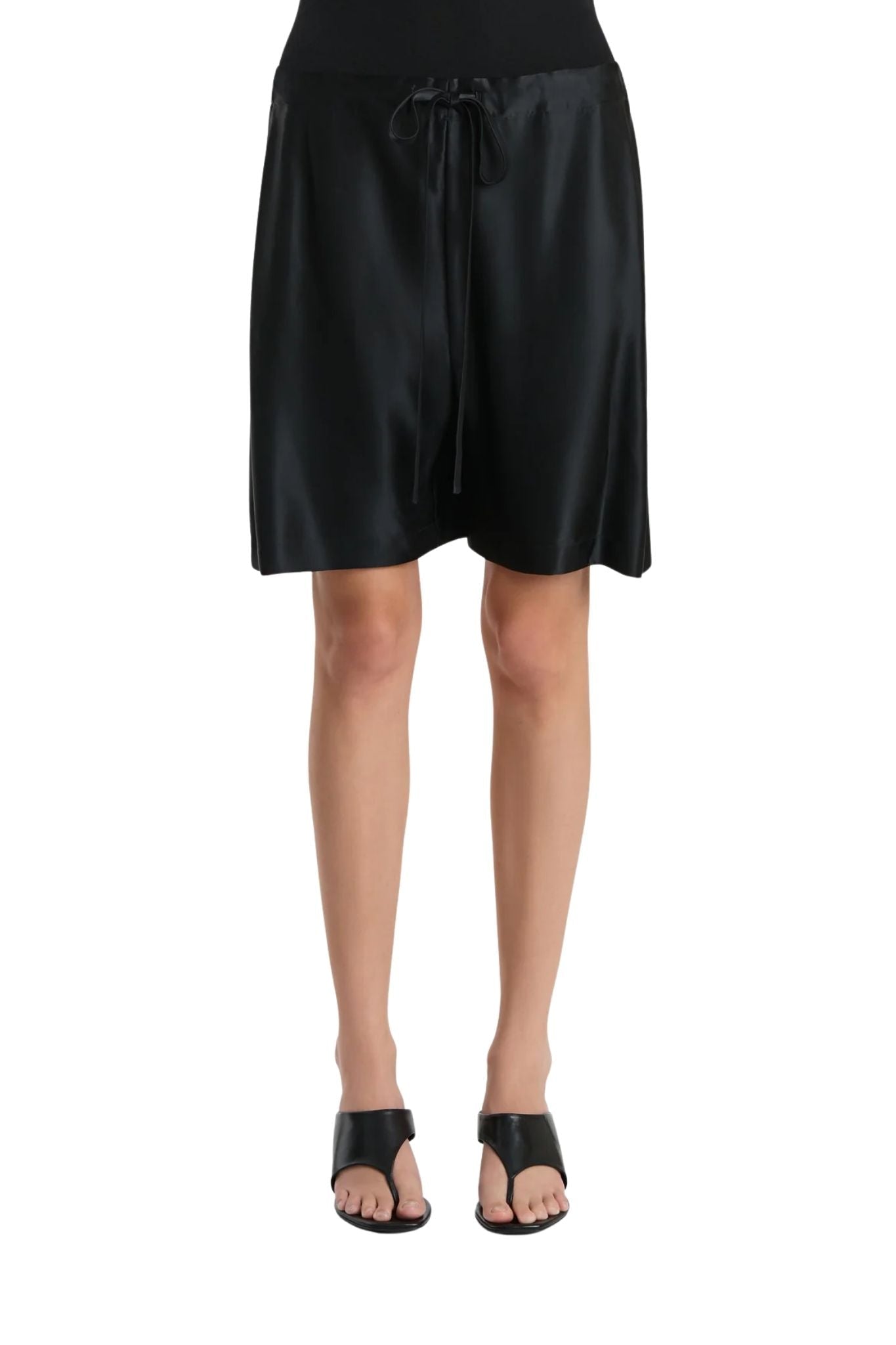 Khaite Rohe Short - Vermillion