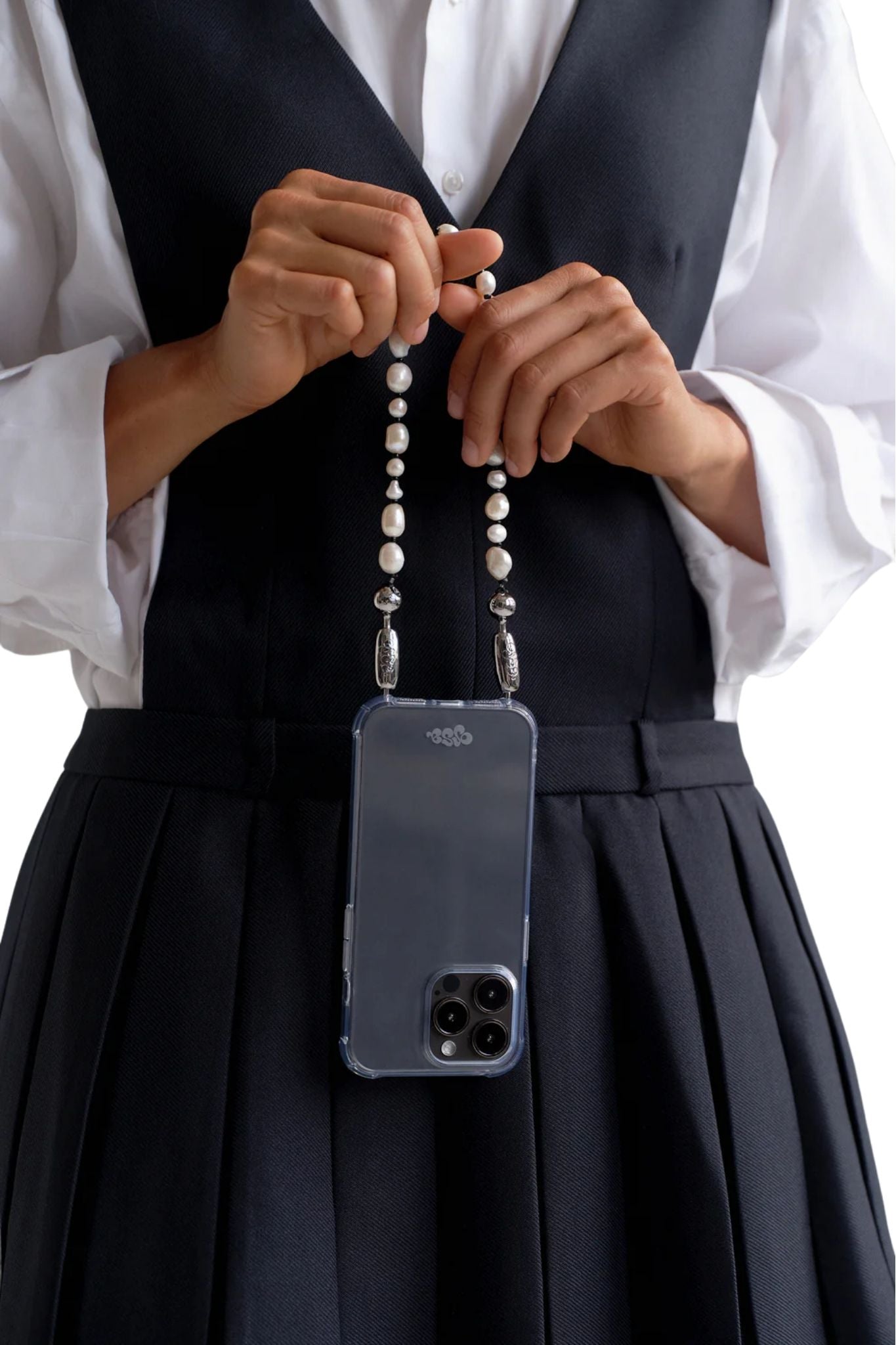 Ossa Multi Pearl Wristlet - Vermillion