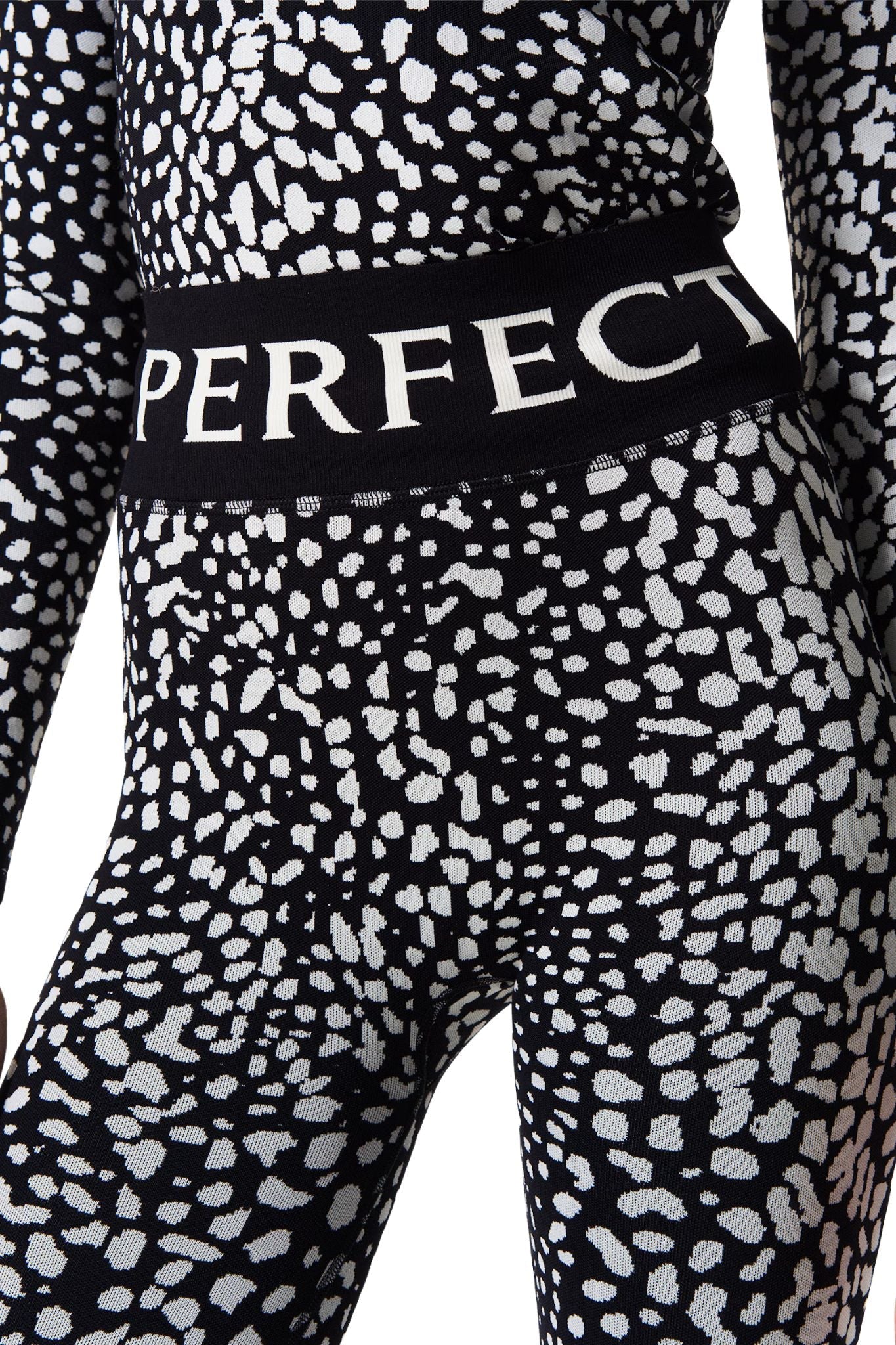 Perfect Moment Perfect Jacquard Legging - Vermillion