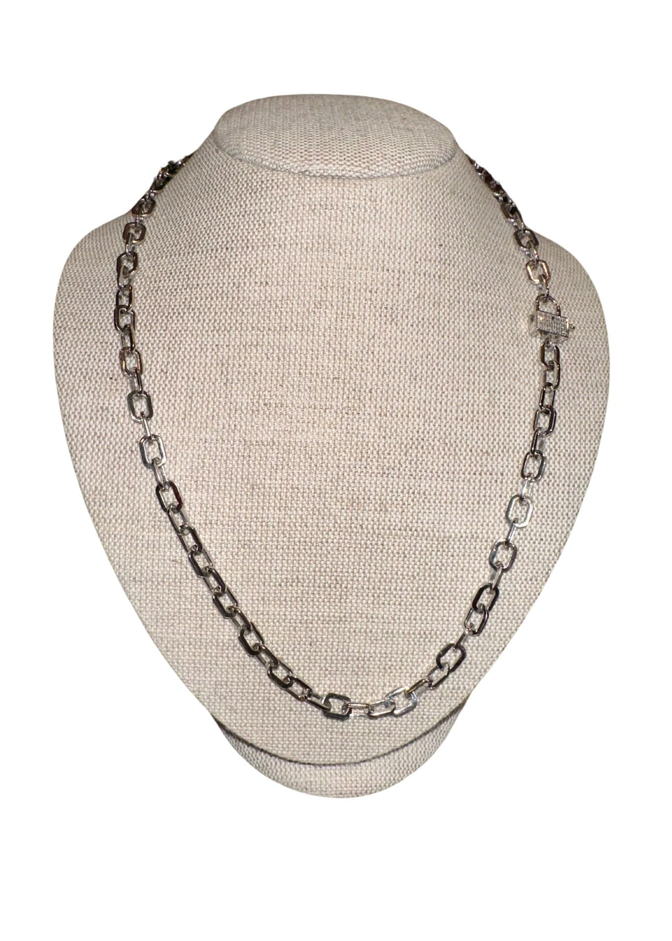 The Woods 22" Silver Link Chain with Lock Clasp - Vermillion