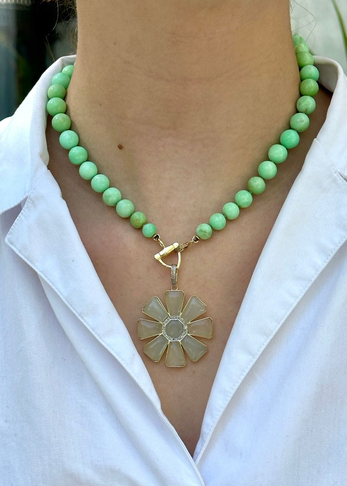 The Woods Green Opal Beaded Necklace V1115 - Vermillion