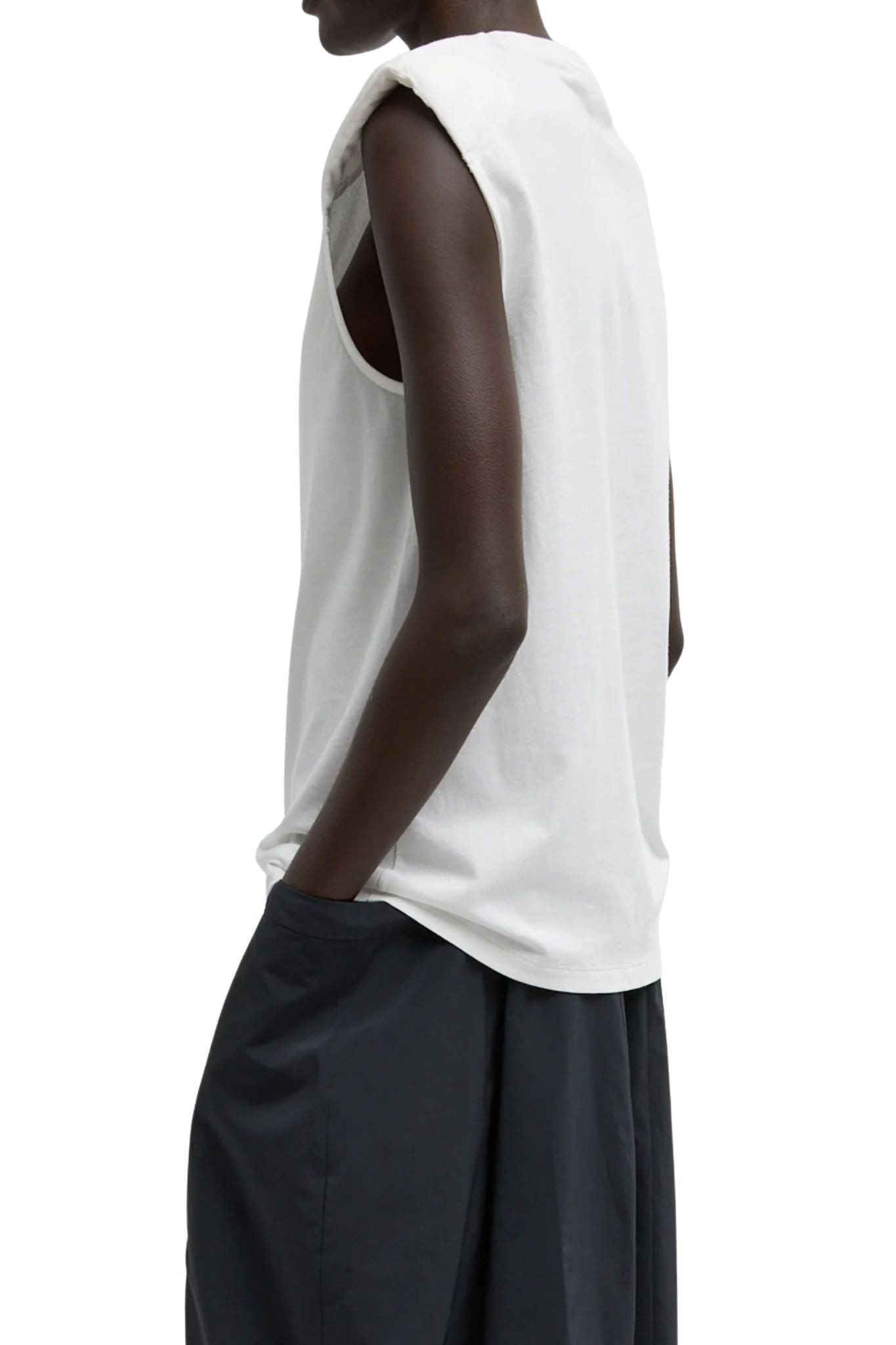 Tibi Tshirt Program Padded Shoulder Sleeveless Top White - Vermillion