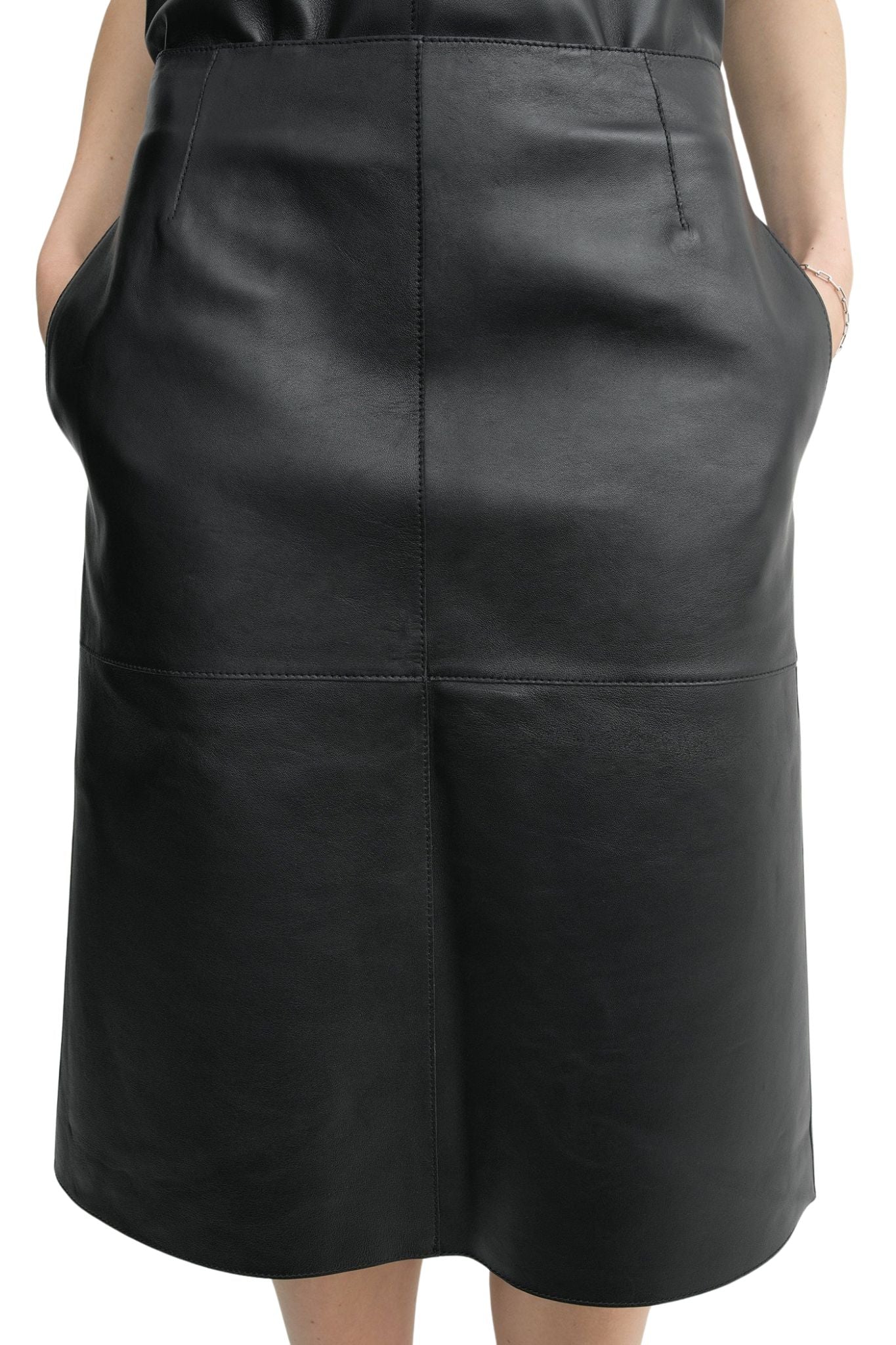 Toteme Paneled Leather Skirt - Vermillion