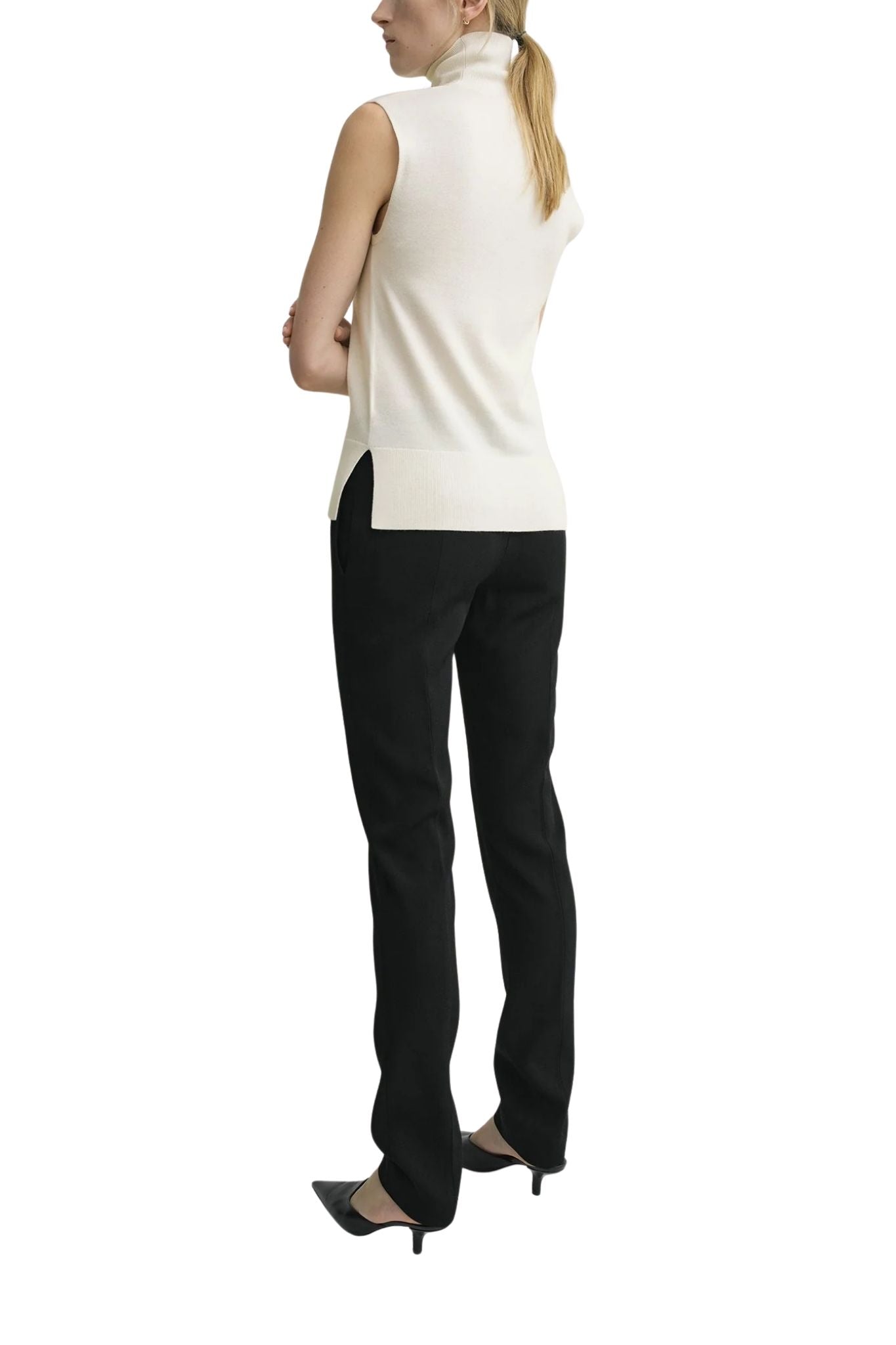 Toteme Sleeveless Fine Turtleneck - Vermillion