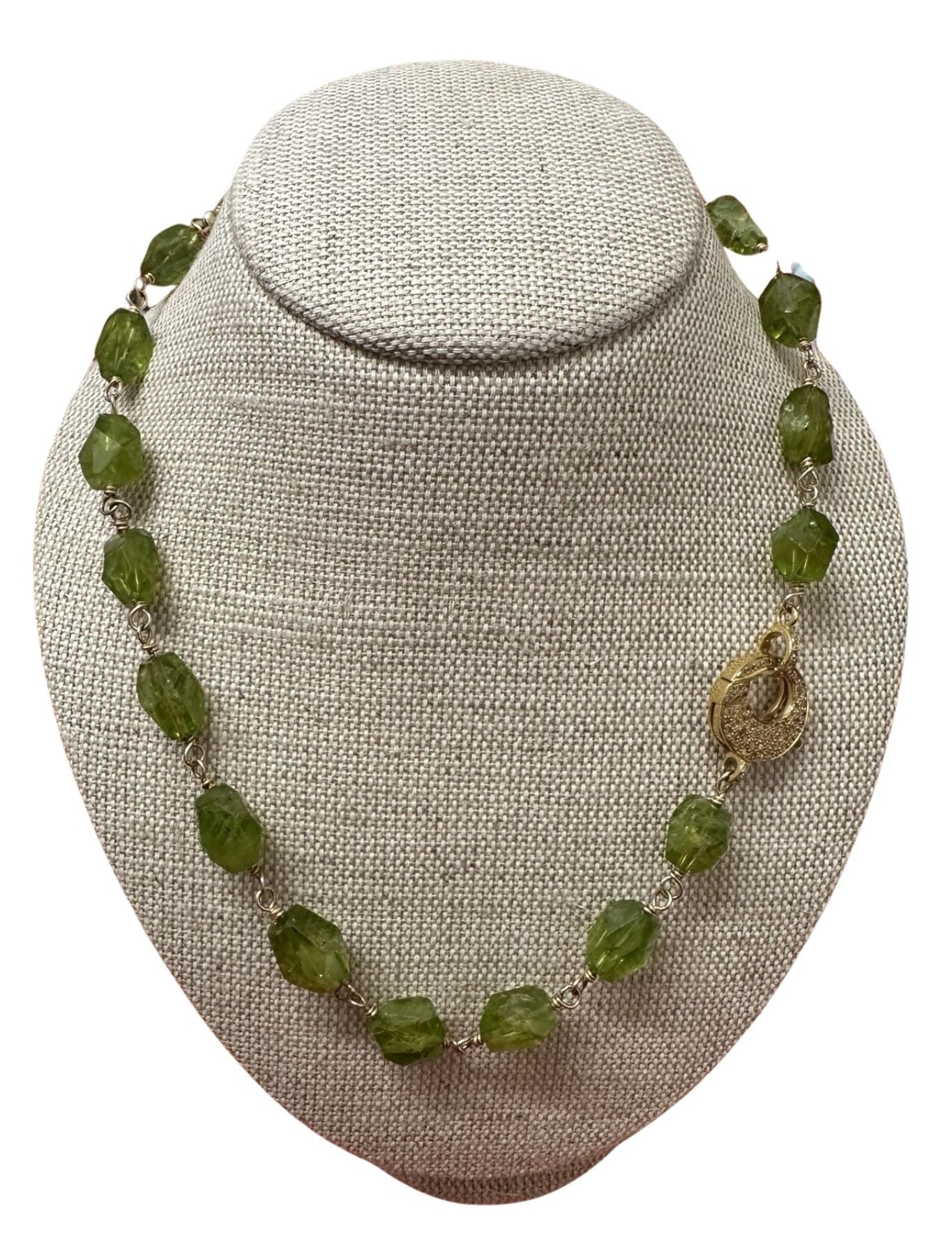 V11344 The Woods TS Peridot Necklace - Vermillion