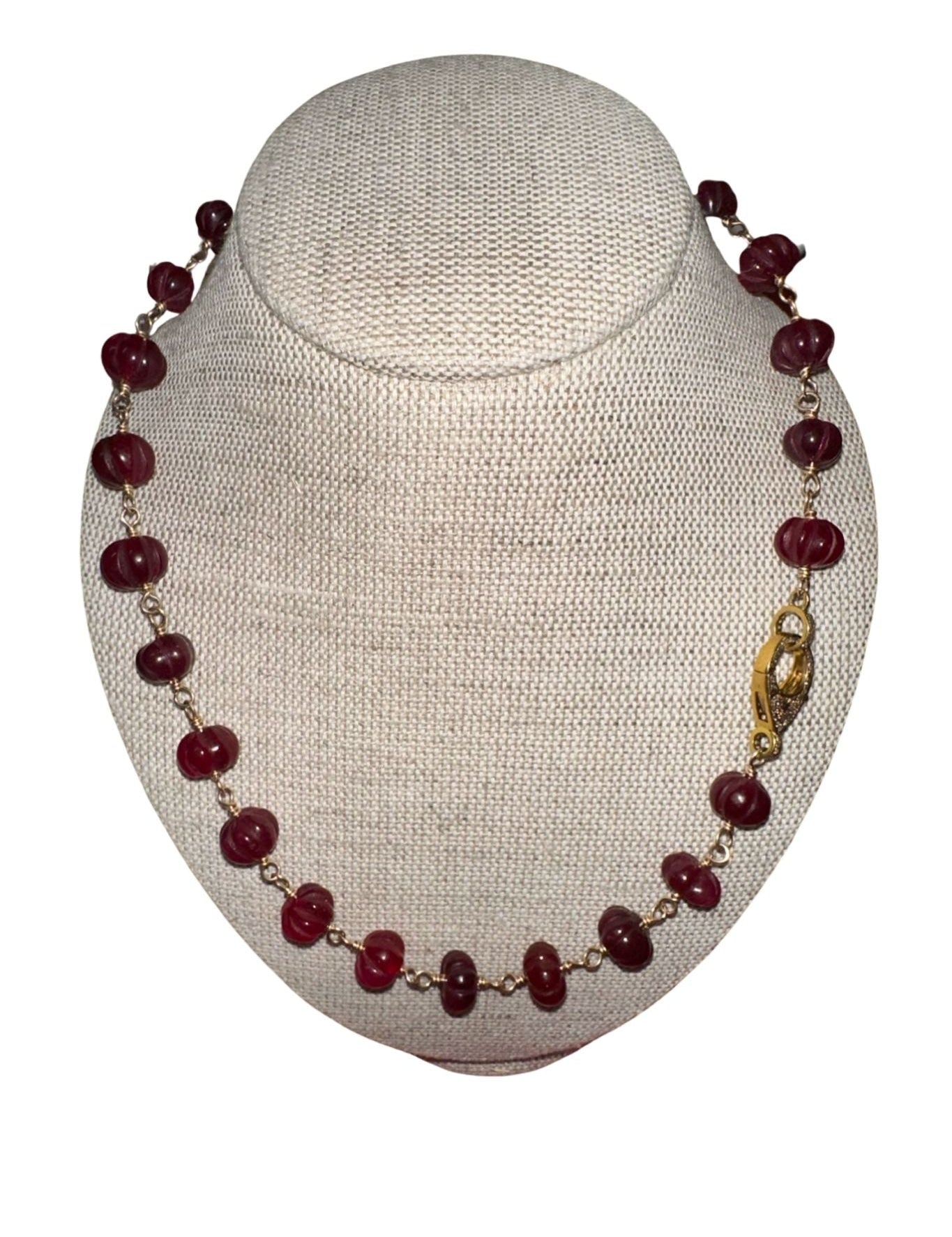 V11349 The Woods TS Carved Quartz Necklace - Vermillion