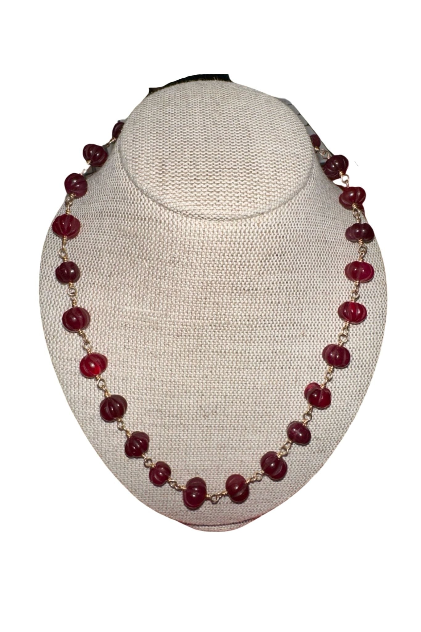 V11349 The Woods TS Carved Quartz Necklace - Vermillion