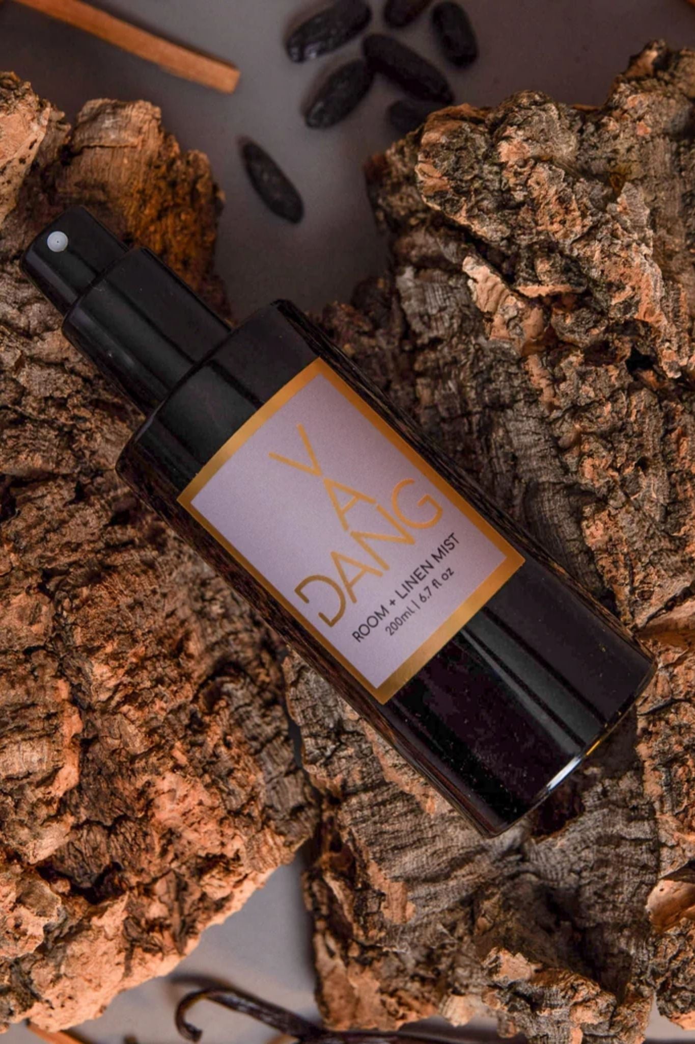 Van Dang Room Spray - Vermillion